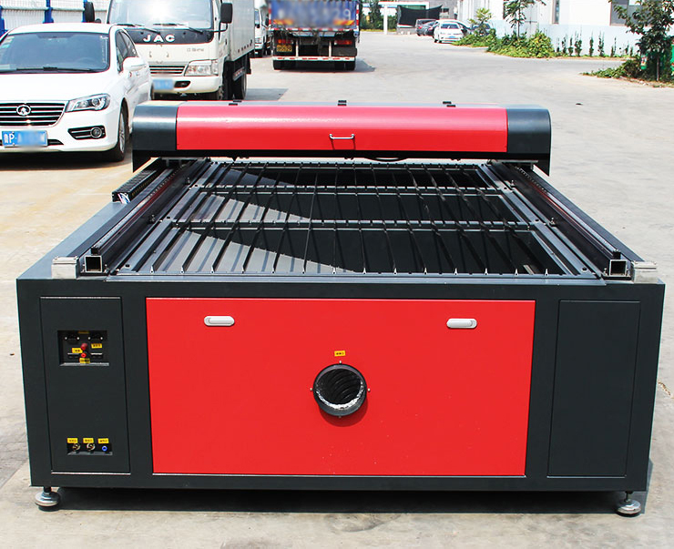 激光切割機(jī)廠家，激光雕刻機(jī)廠家，實(shí)拍