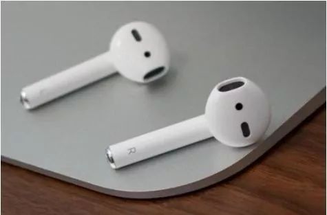 激光打標機和藍牙耳機的合作