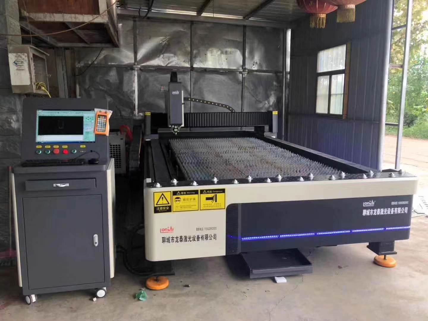 龍泰客戶反饋的激光切割機照片