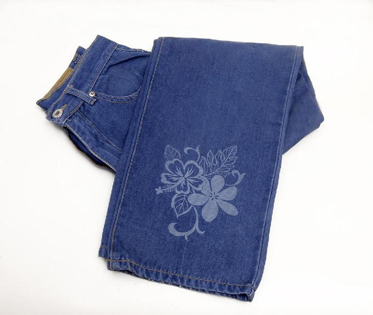 牛仔褲雕刻花紋