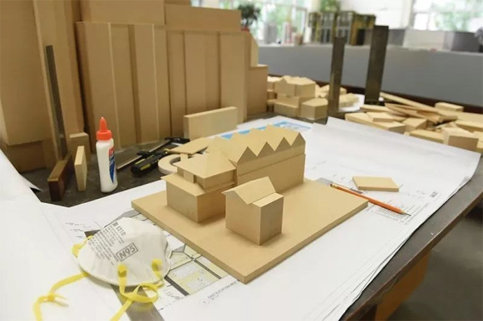 用激光切割機制作模型零件