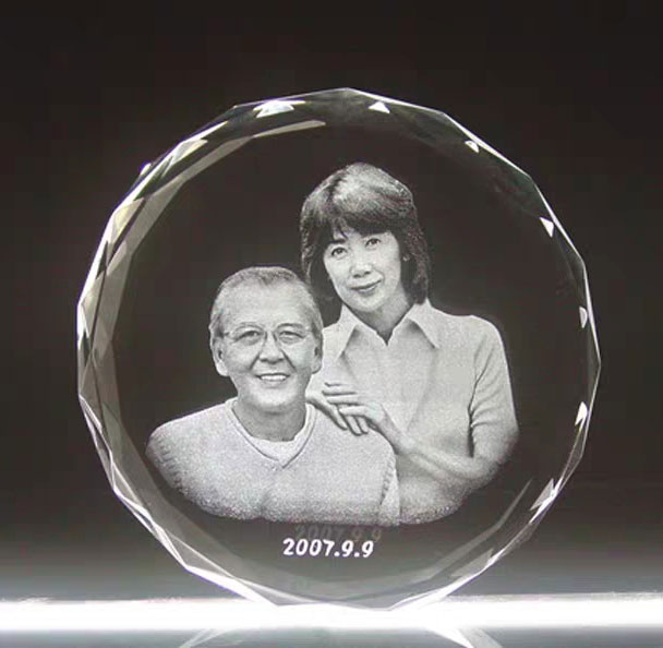 激光打標(biāo)機(jī)-水晶激光內(nèi)雕樣品